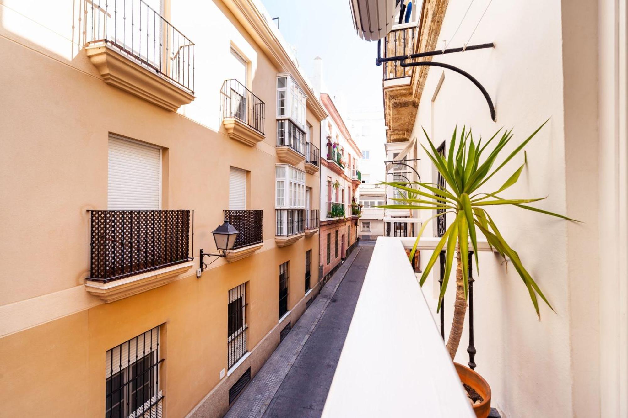 Alojamientos Cadiz Sol 1 Derecha 外观 照片